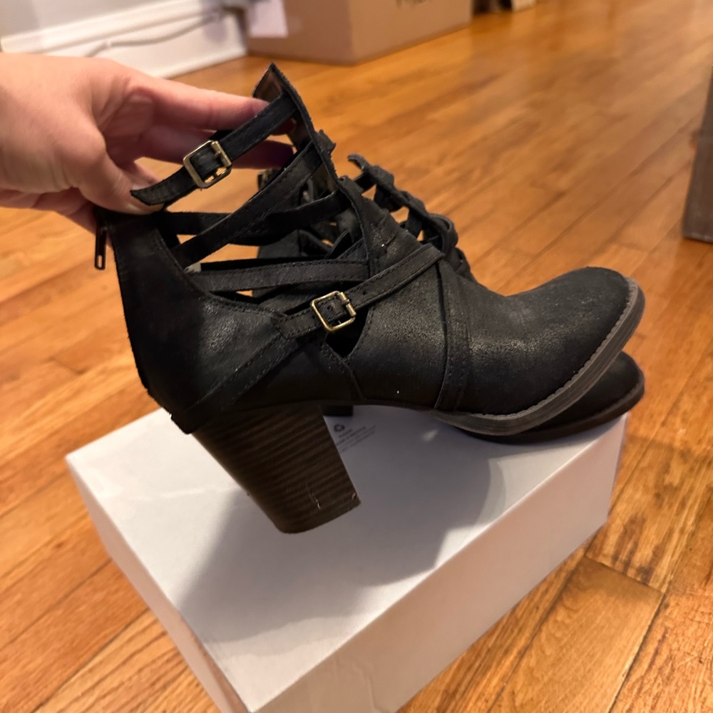 American Eagle Ankle Boots
